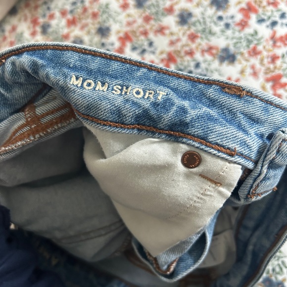 Mom short Jean Shorts - Picture 4 of 5